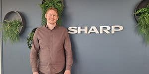 Sharp_adrian_Lindholm