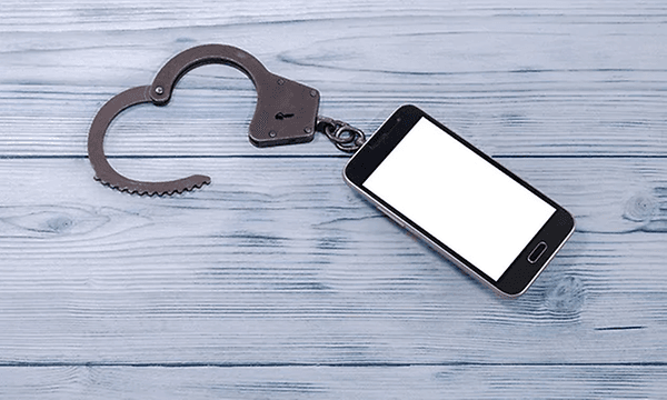 smartphone med håndjern