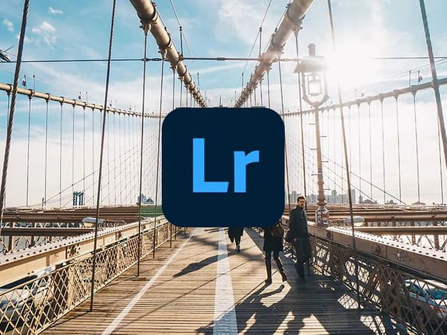 Brooklyn-sillan kävelytiekuvan päällä Adobe Lightroom -logo