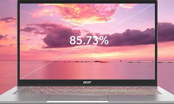 Laptop med screen-to-body ratio