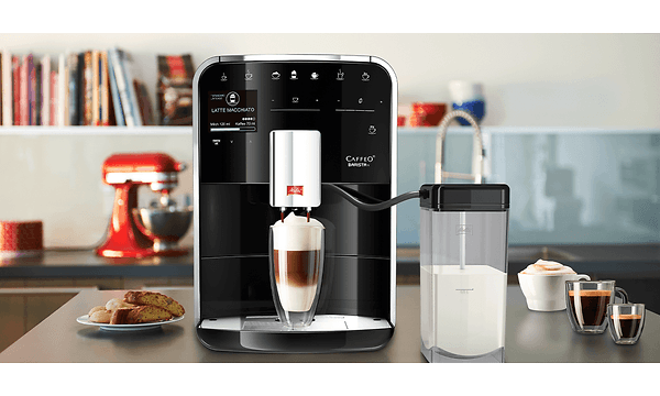 En Melitta Barista T kaffemaskin med fersk kaffe