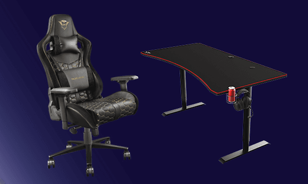 Gamingstol och gamingbord