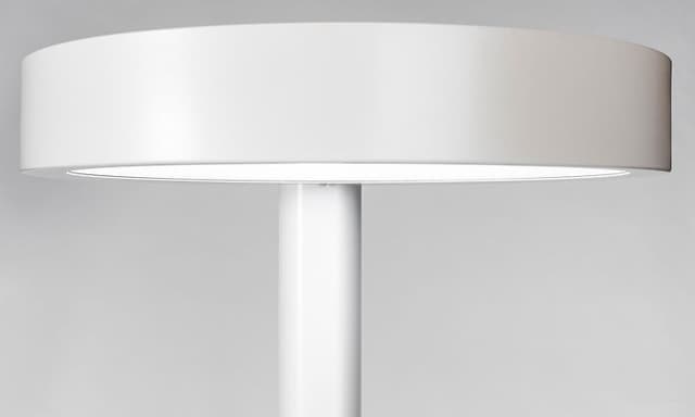 detaljbilde av en BrainLit Alven Luminaire-lampe