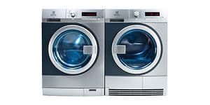 Electrolux myPRO -pyykinpesukone ja -kuivausrumpu vierekkäin