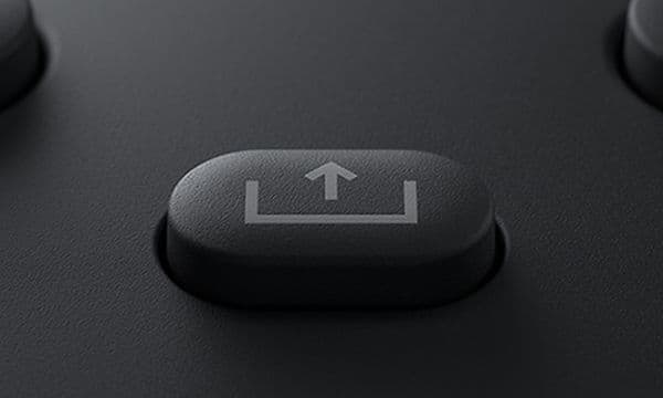 Share button on an Xbox controller