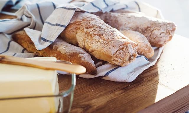 Brød som har blitt bakt nylig