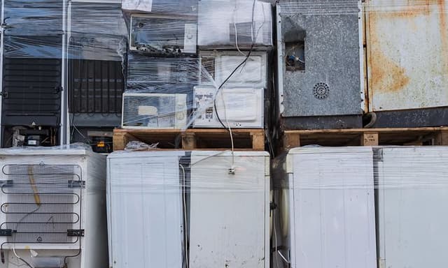 Sustainability-Microwaves-Old home appliances