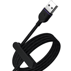 USB C-kabel på en vit bakgrund