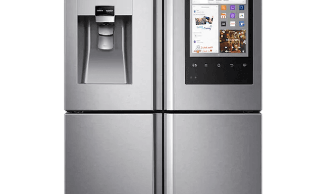 samsung family hub-kjøleskap med LCD-skjerm