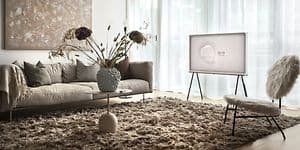 Samsung-TV-The Serif olohuoneessa