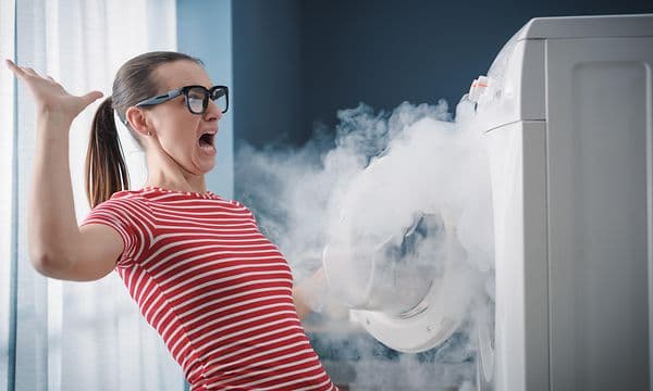 MDA-Washing machine-Smoke coming out of a washing machine