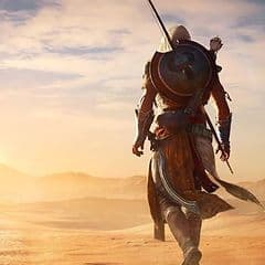 Assassin's Creed -pelihahmo kävelee aavikolla