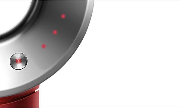 Et nærbillede af varmeindstillinger på en Dyson Supersonic hårtørrer