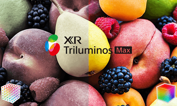 Bild av frukt som är delad i två där den ena bilden är blekare och den andra har skarpare färger med texten XR Triluminos Max