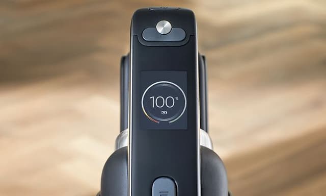 Digital LCD screen on Philips AquaTrio