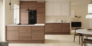 EPOQ Edge Walnut og Trend Warm White åpen kjøkkenløsning med integrerte hvitevarer