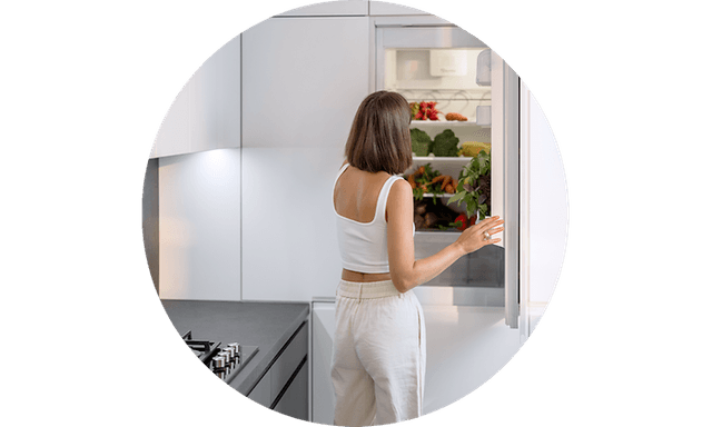 CS-Installation-Woman opening a fridge