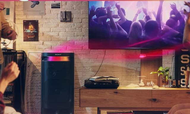 Sony - SRS-XV900 - Kaiuttimet - Loistava TV-ääni suoraan kaiuttimesta
