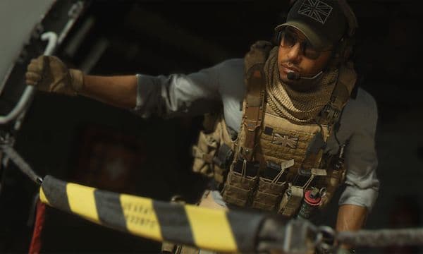 Skjermbilde fra spillet Call of Duty Modern Warfare 2 med en mann med skuddskker vest