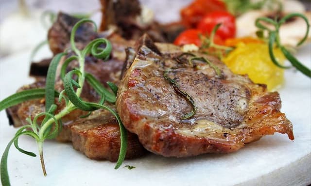 Steak with vegetables