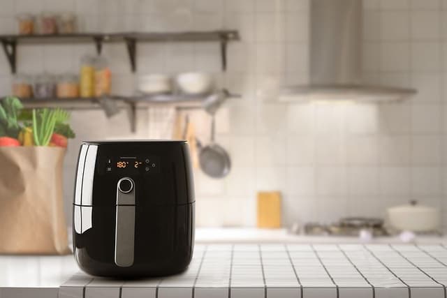Airfryer on kitchen counter
