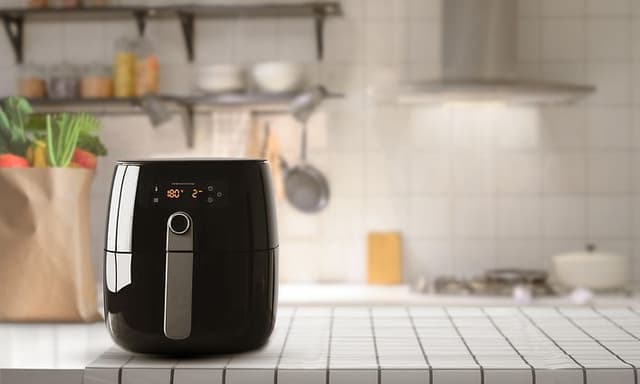 Airfryer on kitchen counter