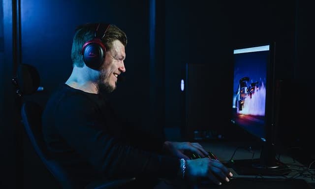 Gamer in profile