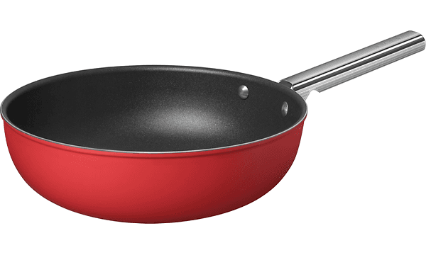 A red wokpan