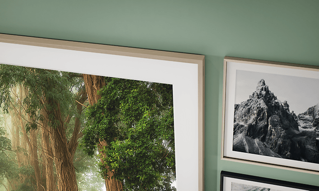Nærbilde av rammen til Samsung The Frame TV