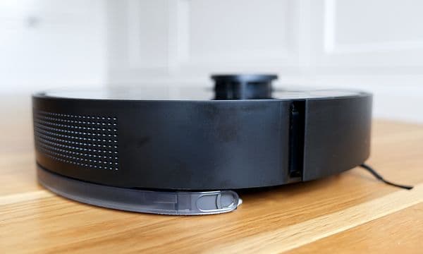 Dreame D10s Pro robotdammsugare och moppfunktion