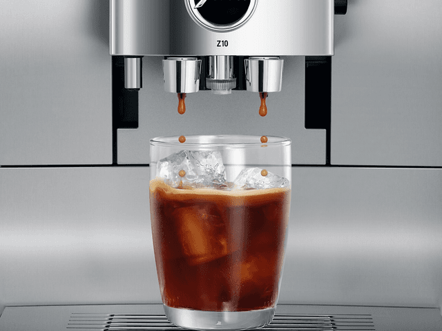 Jura - Coffee machine with cold drink