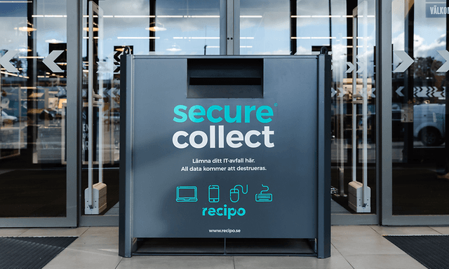 2022-02-15 15_03_26-Pressbild Secure Collect Elgiganten Bromma-12.jpg _- Foton