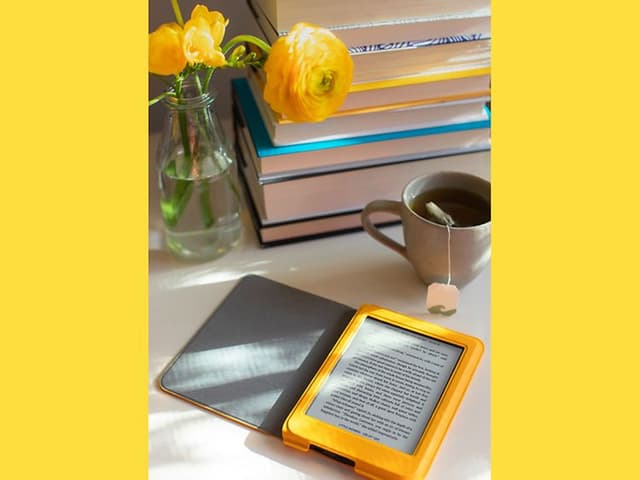 Kobo e-reader makes it easy to read anywhere at any time