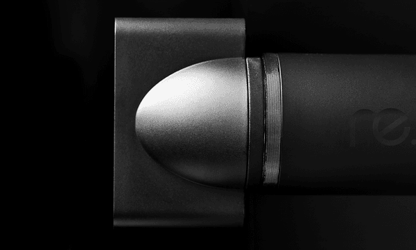 Experience easy hairstyling with re. Hyperspeed