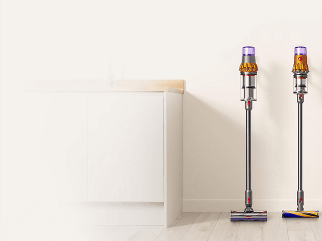 Två Dyson-dammsugare bredvid varandra