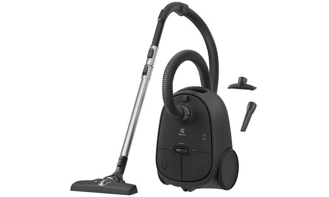 Electrolux Clean 600 Bagged støvsuger i sort med munnstykker som følger med