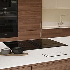 Epoq - Epoq Edge Dark Oak -puukeittiö - Silestone Quartz -kvartsityötaso