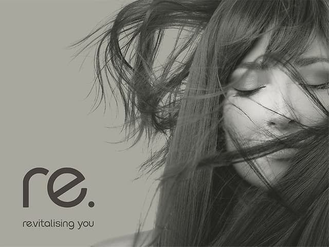 Re-topbanner med en kvinde og teksten .re revitalising you