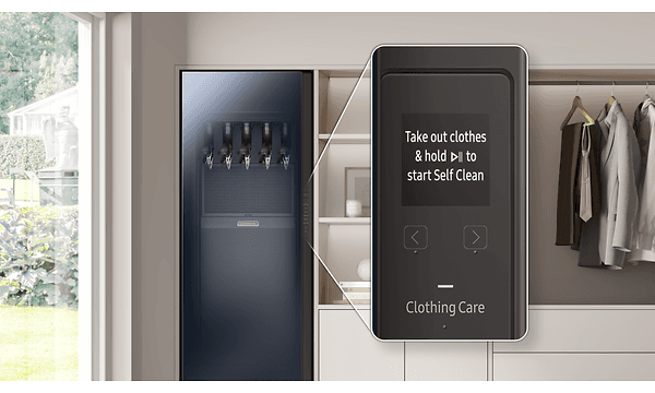 Smartphone med app, hvormed man kan styre Samsung AirDresser med AI