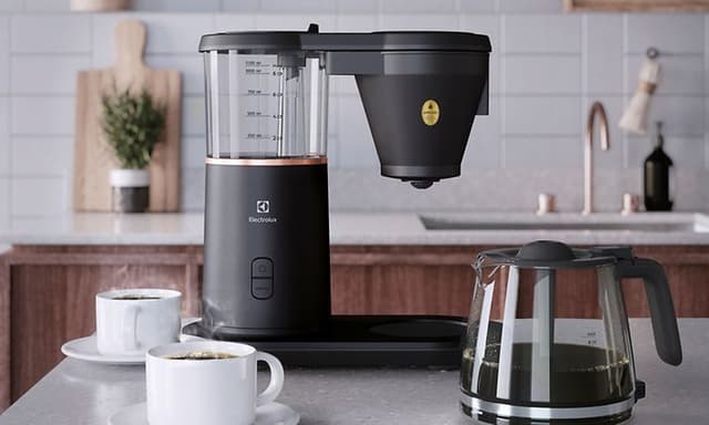 Electrolux kaffemaskine på køkkenbord
