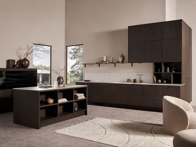 Epoq - Japandi - Epoq Edge Pillar dark oak kitchen - Hero banner