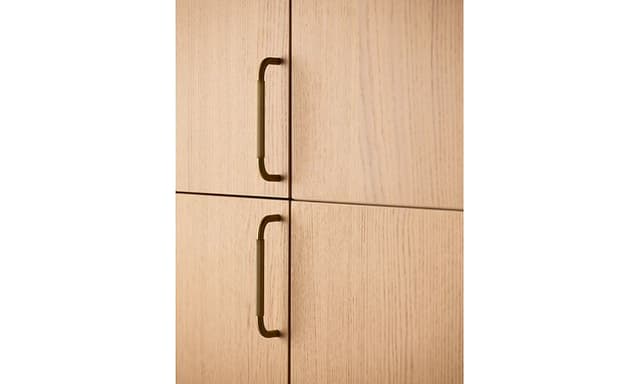 Epoq Edge Natural Oak -etulevy ja kultaiset vetimet