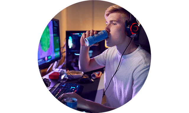 CS - Support agreement gaming - Young man gaming and drinking from a can
