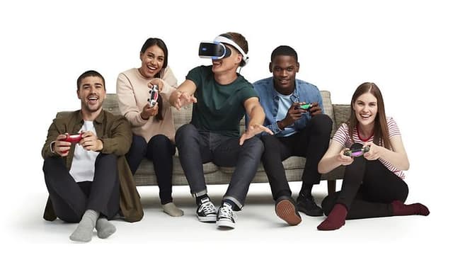 Inviter vennerne med ind i VR (1)