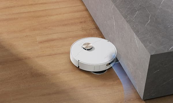 Dreame X40 Ultra med forlængbar moppe og sidebørste