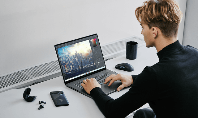 ROG Zephyrus G16 takaa sujuvan käyttökokemuksen pelaamiseen ja luovaan työhön