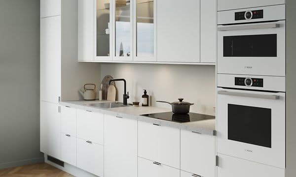 Epoq kjøkken med hvite hvitevarer