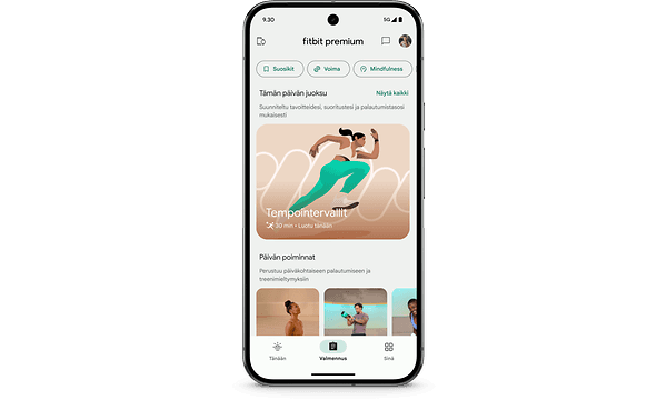 Google Pixel -puhelin, jonka näytöllä Fitbit Premium App -mobiilisovellus