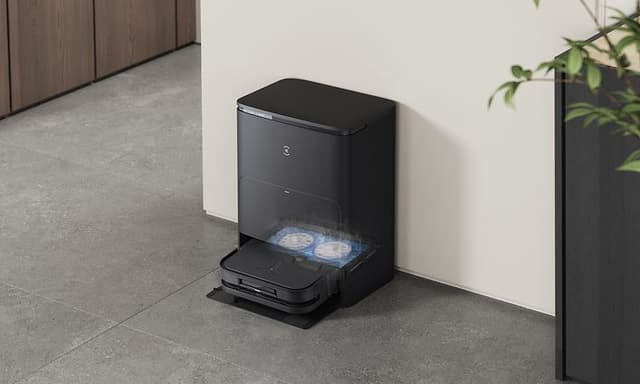 Ecovacs X5 OMNI robotstøvsuger i hvilestasjon