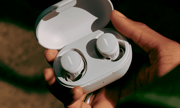 Bose QuietComfort Earbuds in box